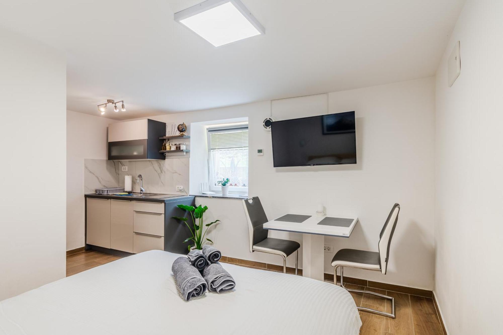 Apartmaji Mausi Bovec Eksteriør bilde