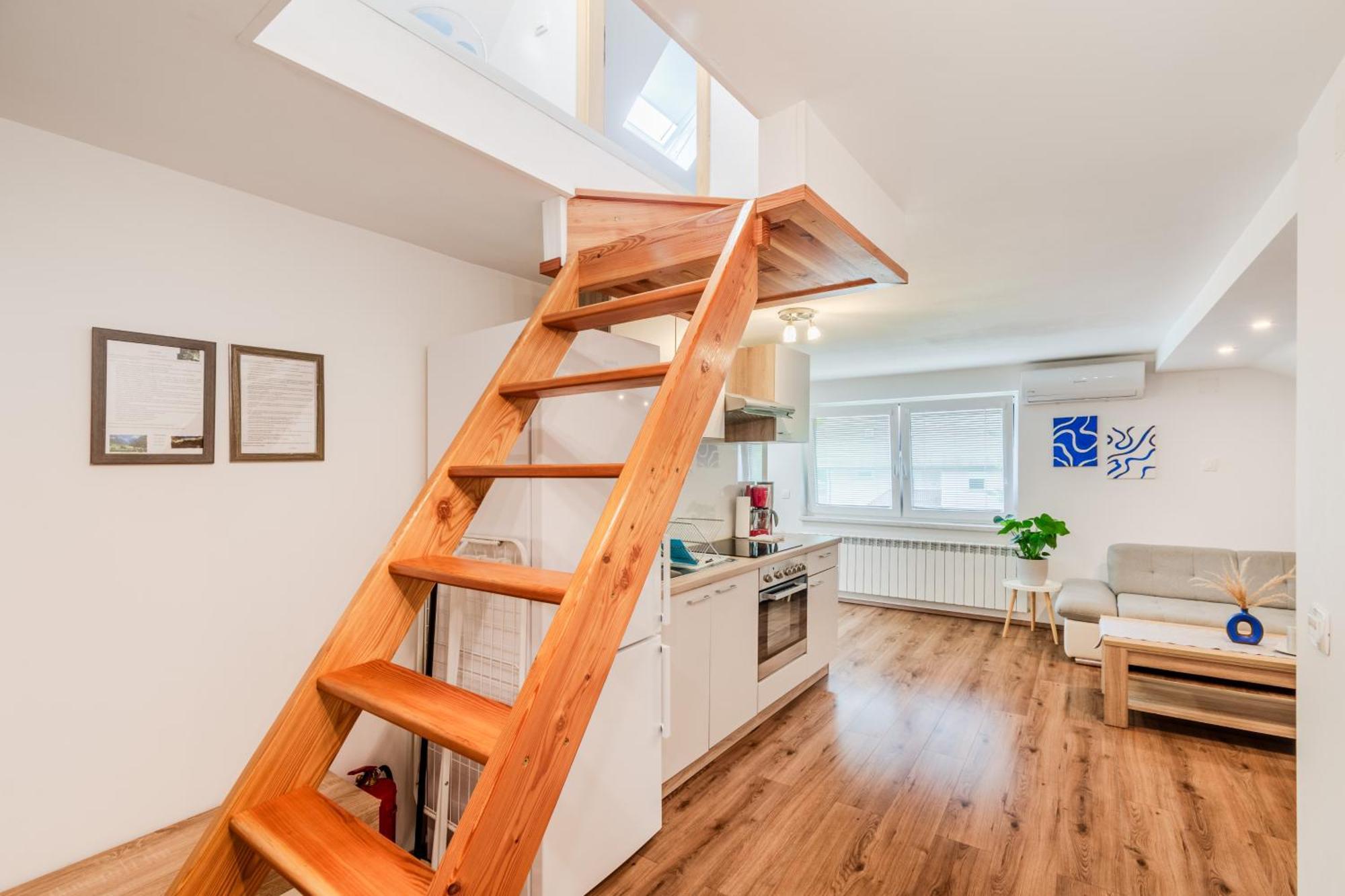 Apartmaji Mausi Bovec Eksteriør bilde