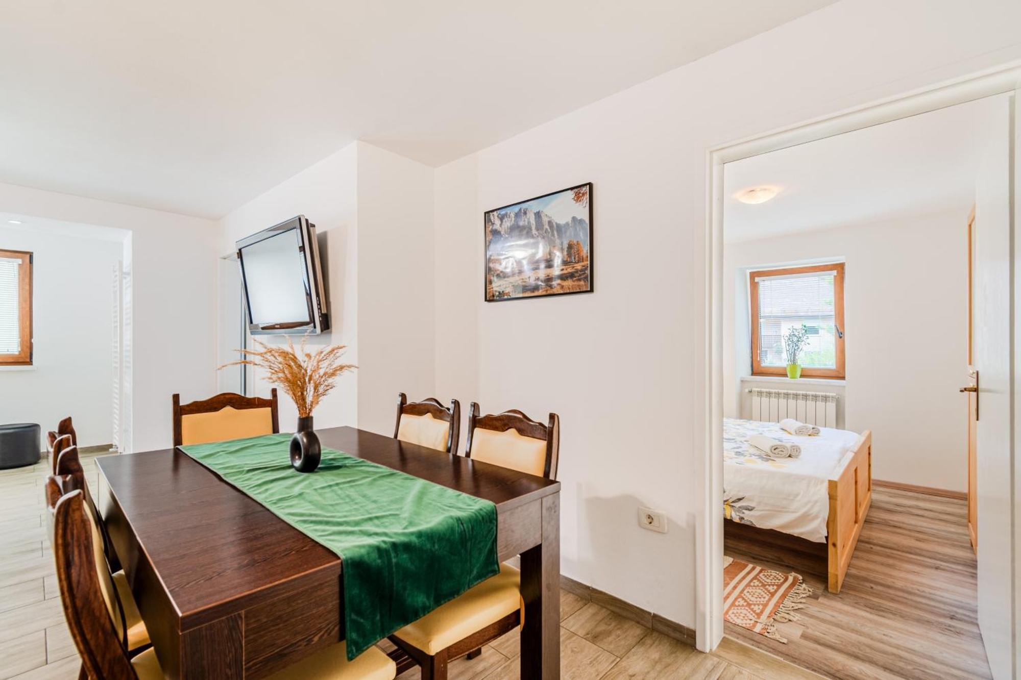 Apartmaji Mausi Bovec Eksteriør bilde